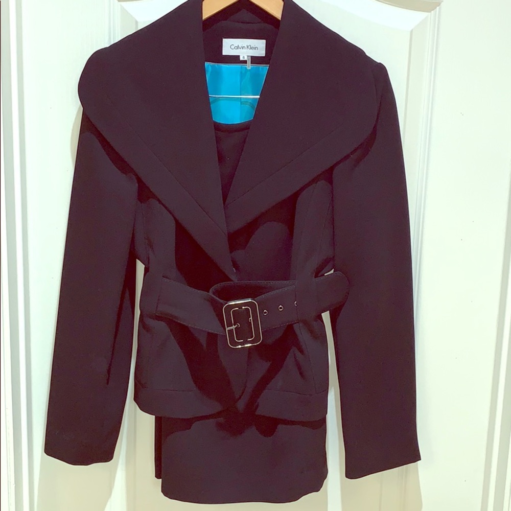 2 pc suit.